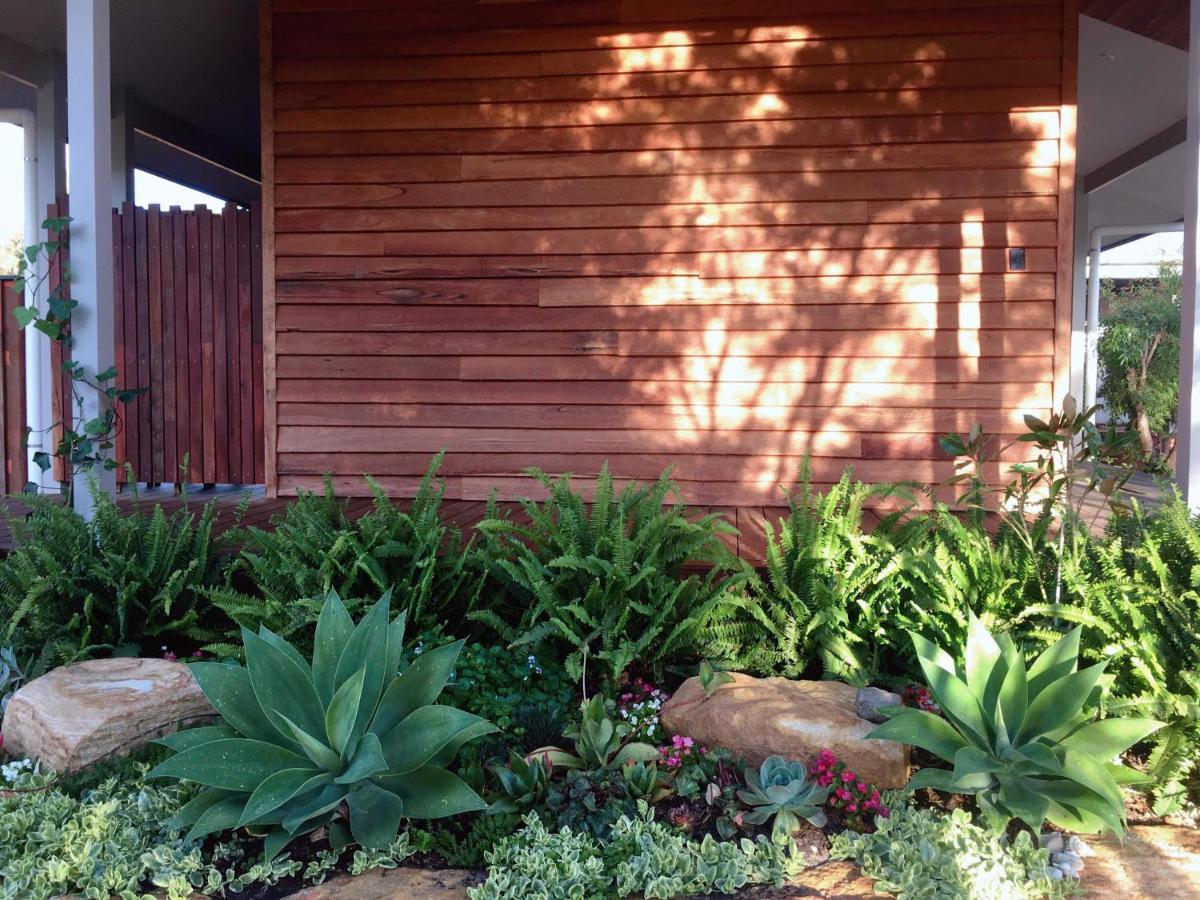 Grape Juice Retreat Rustic Romantic Gateway 5Mins To Beaches & Town Margaret River Bagian luar foto