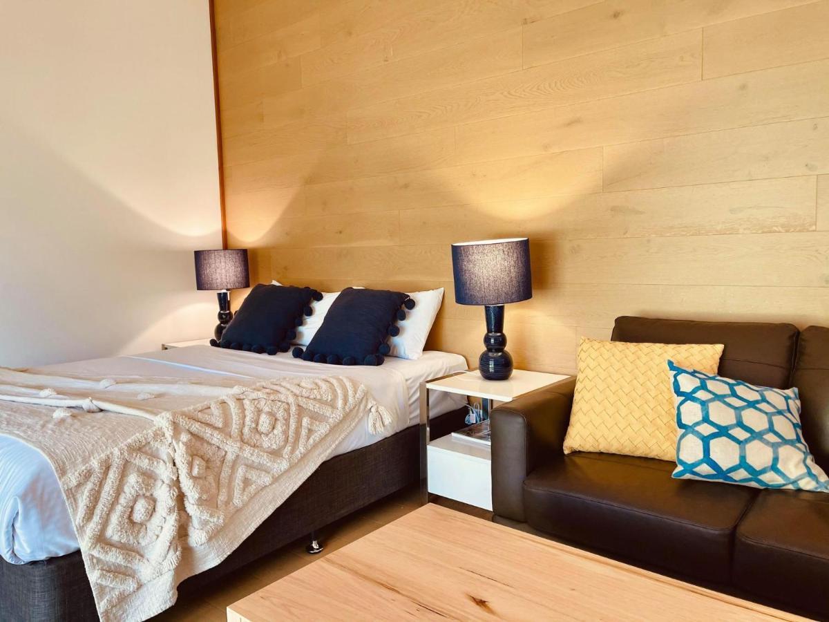 Grape Juice Retreat Rustic Romantic Gateway 5Mins To Beaches & Town Margaret River Bagian luar foto
