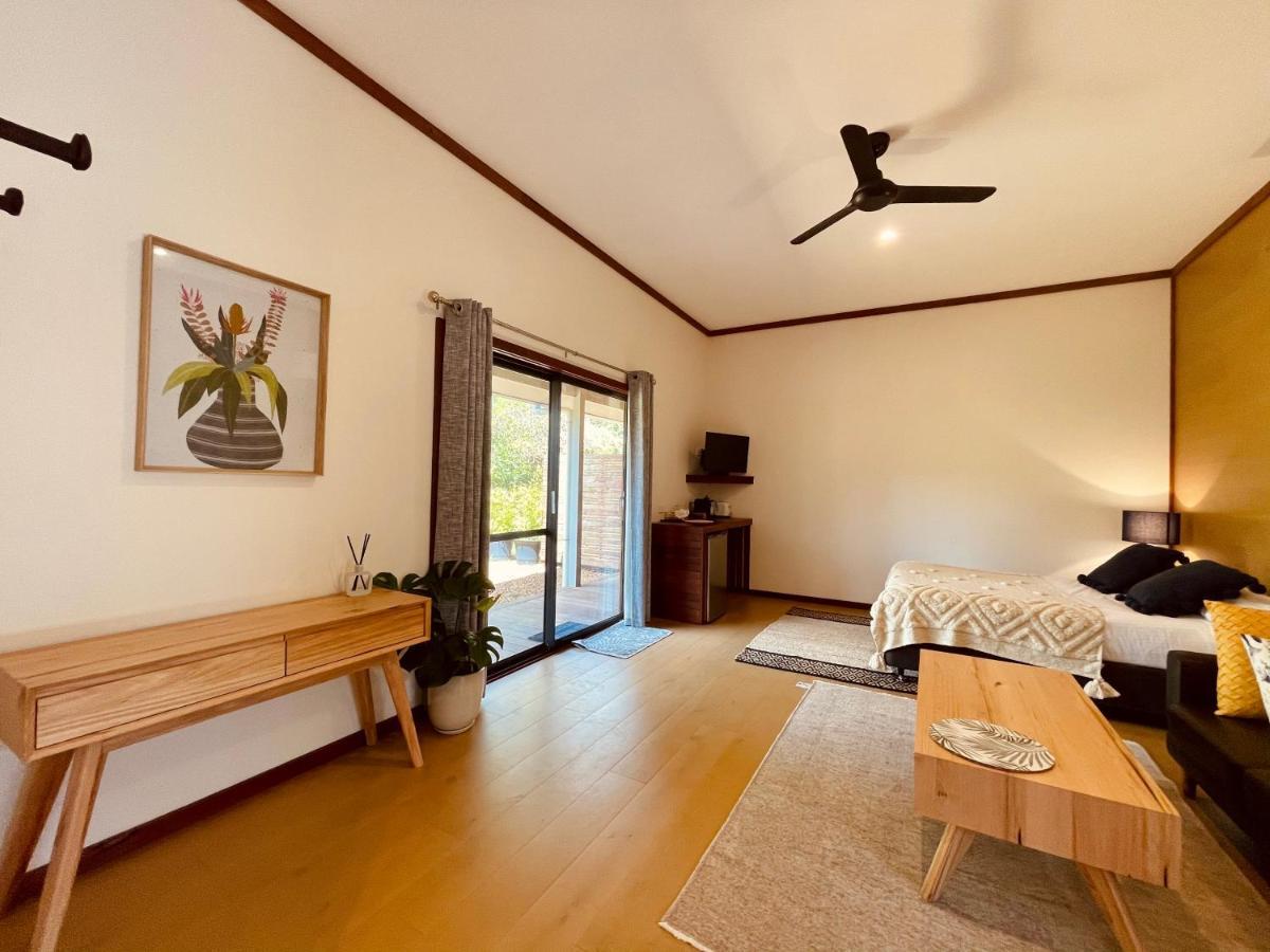 Grape Juice Retreat Rustic Romantic Gateway 5Mins To Beaches & Town Margaret River Bagian luar foto