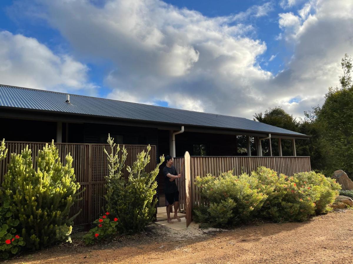 Grape Juice Retreat Rustic Romantic Gateway 5Mins To Beaches & Town Margaret River Bagian luar foto