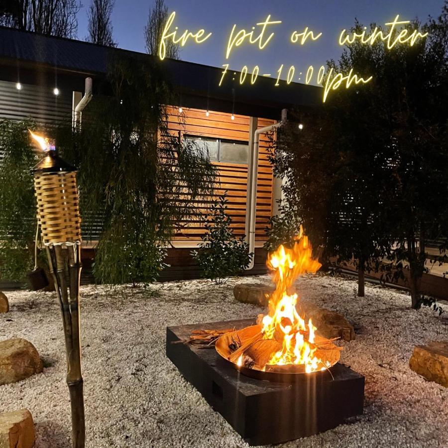 Grape Juice Retreat Rustic Romantic Gateway 5Mins To Beaches & Town Margaret River Bagian luar foto